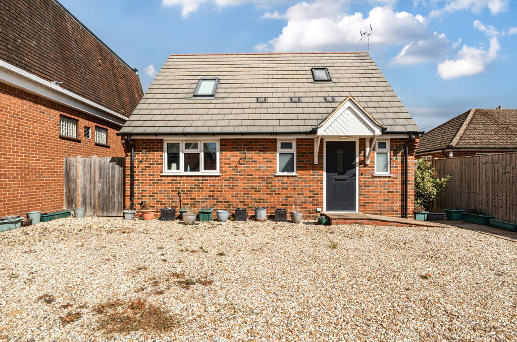 Main image of property: West End Road, Mortimer Common, Reading, Berkshire, RG7
