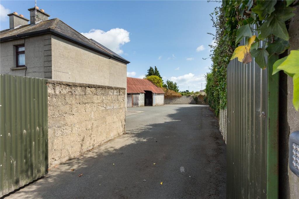 4 bedroom detached house for sale in Arklow Road, Gorey, Co. Wexford