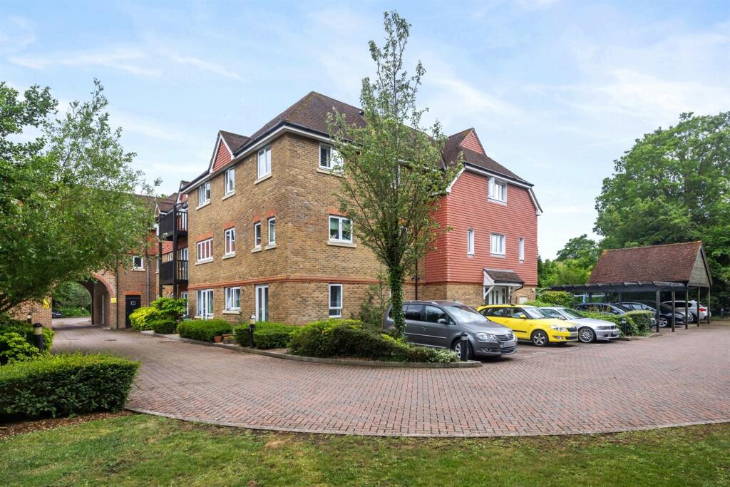 Main image of property: Copthorne Common Road, Copthorne, Crawley, RH10