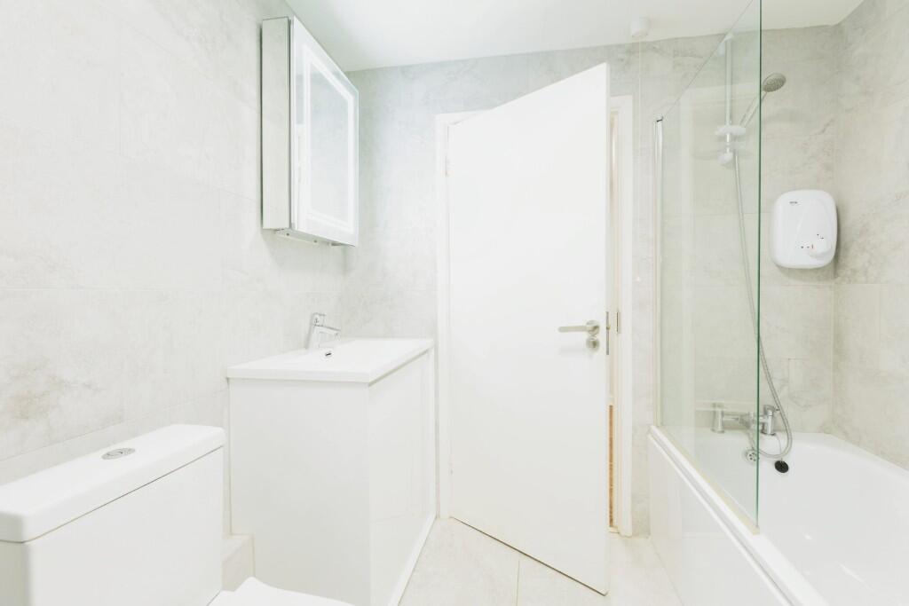 Additional property image - Laura Place, Bath, Somerset, BA2