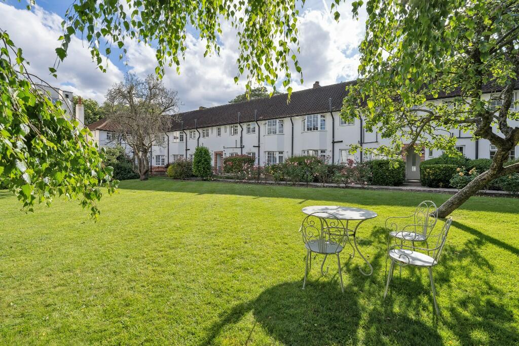 Main image of property: Okehampton Close, London, N12