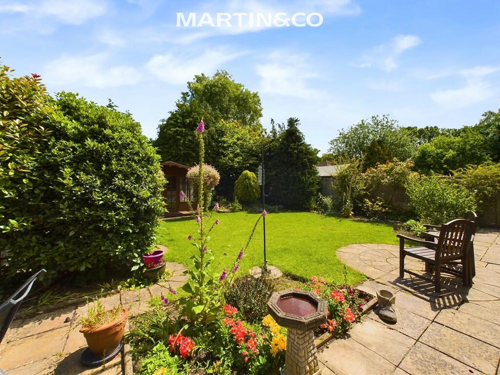 4 bedroom detached bungalow for sale in Proctors Road, Wokingham, RG40