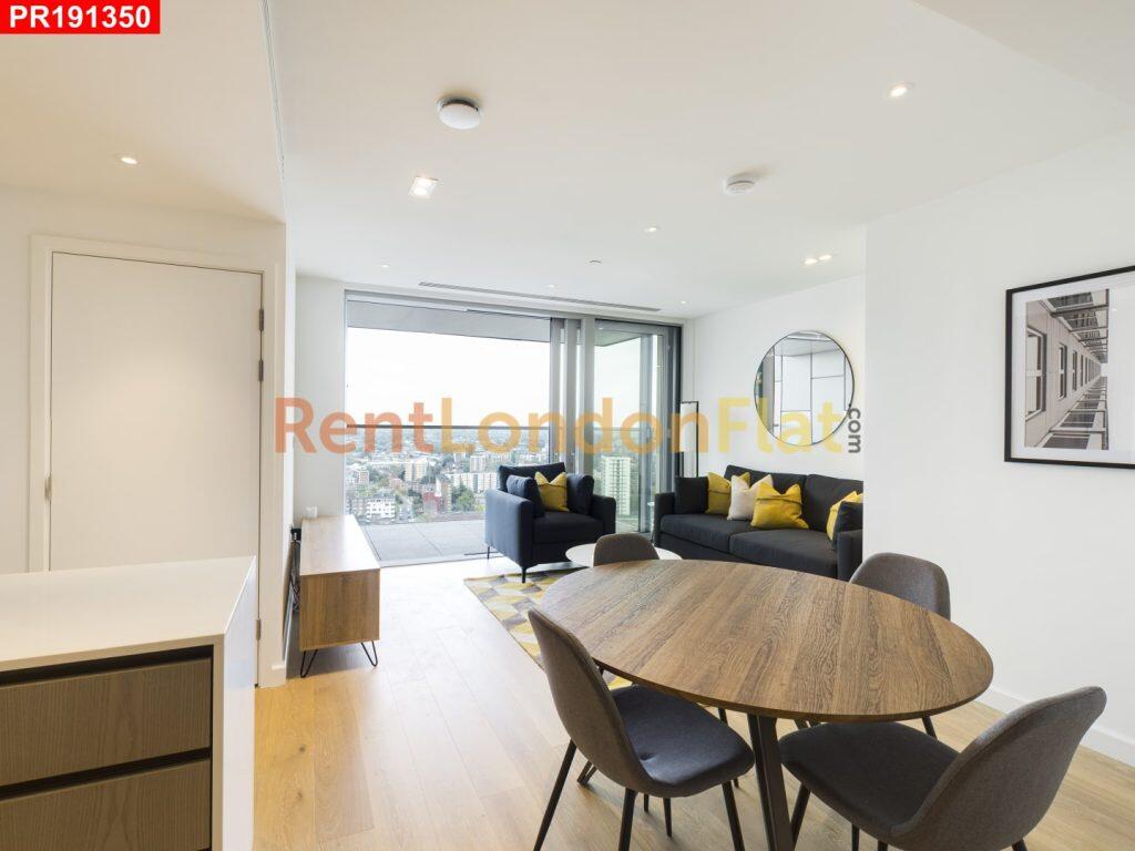 Main image of property: City Road, Old Street, EC1V 1AY – 2 Bedrooms Flat