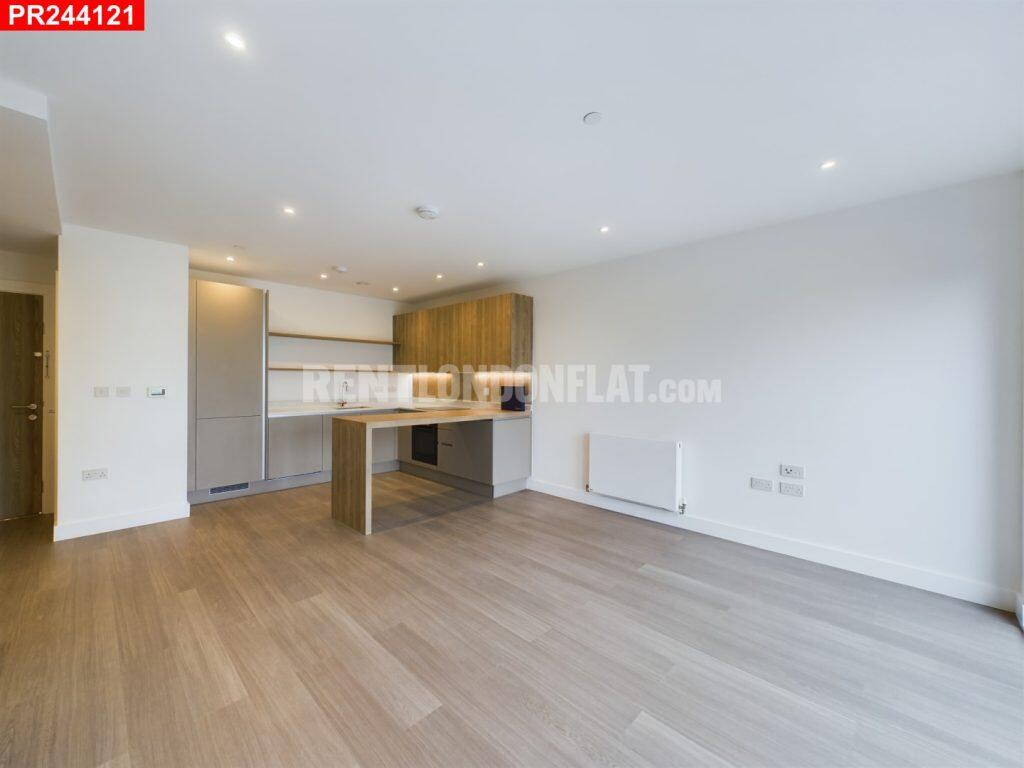 Main image of property: Berkshire – 2 Bedrooms Flat