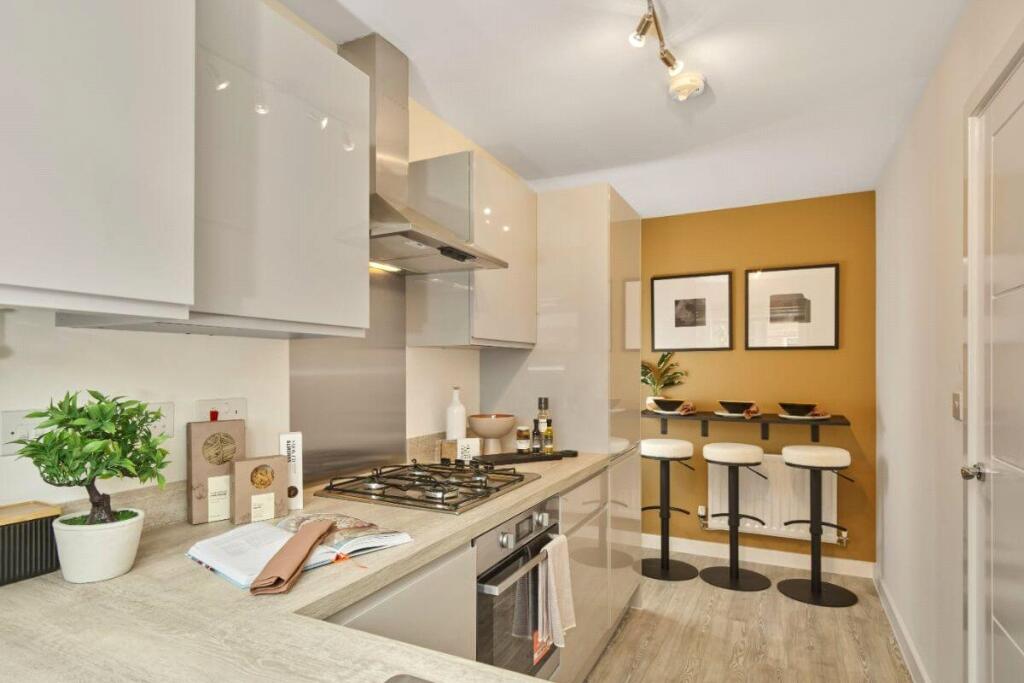 Main image of property: Highlands Lane, Rotherfield Greys, Henley-on-Thames, Oxfordshire, RG9