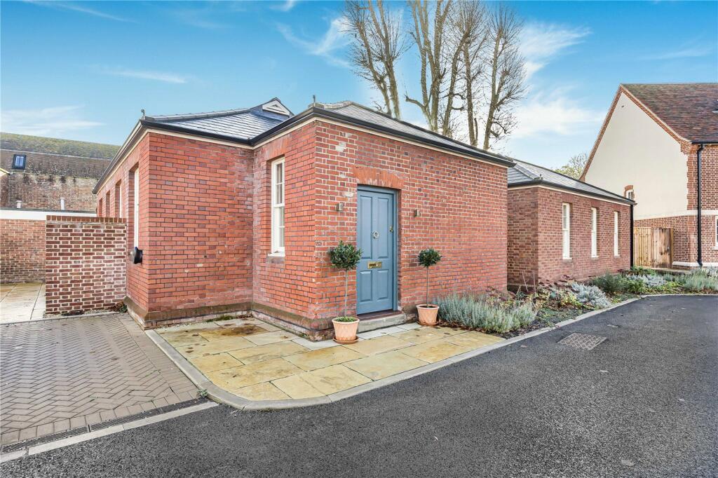 Main image of property: St Peters Mews, The Parade, Marlborough, Wiltshire, SN8