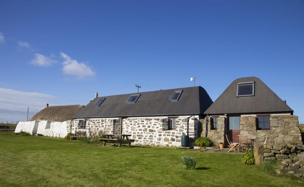 Main image of property: 3 Kilmoluaig, Isle of Tiree, PA77 6XB