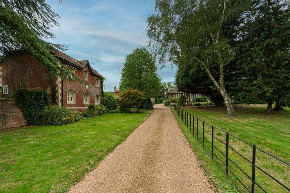 Main image of property: Park Road, Stoke Poges, Slough