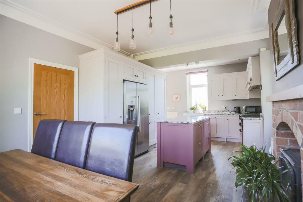 3 bedroom semidetached house for sale in Kelbrook, Barnoldswick, BB18