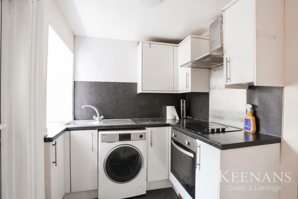 2 bedroom terraced house for sale in Tabor Street, Burnley, BB12