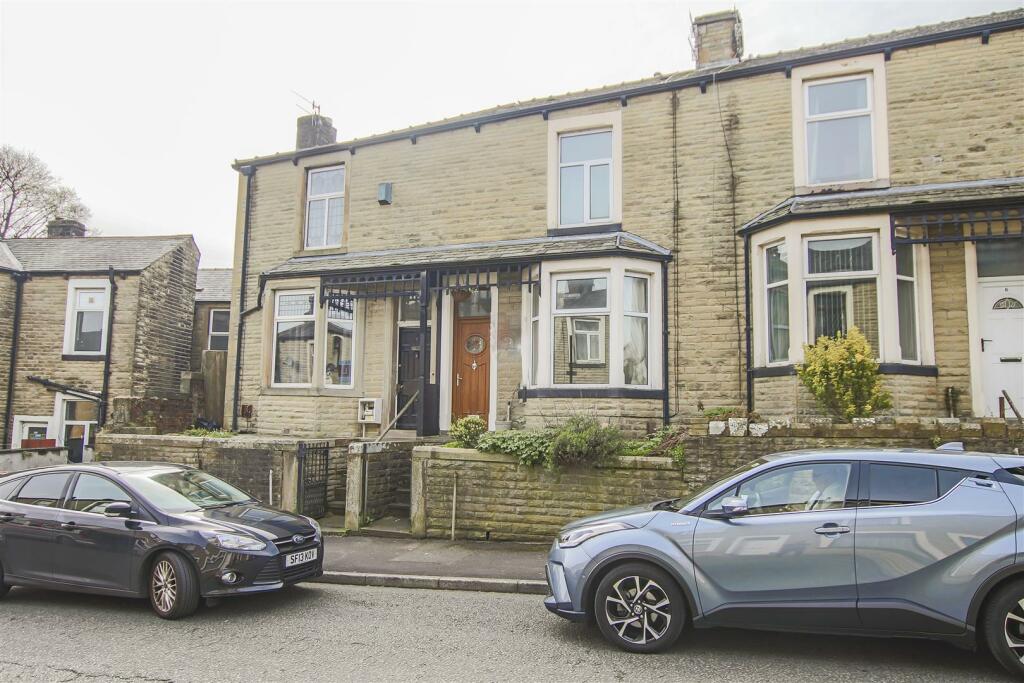 3 bedroom terraced house for sale in Hufling Lane, Burnley, BB11