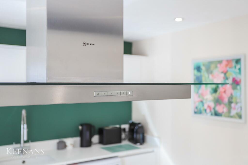 Additional property image - Whitpark Grove, Ightenhill