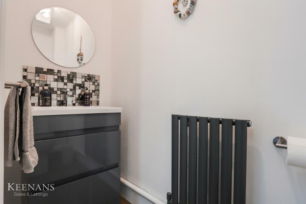 Additional property image - Whitpark Grove, Ightenhill