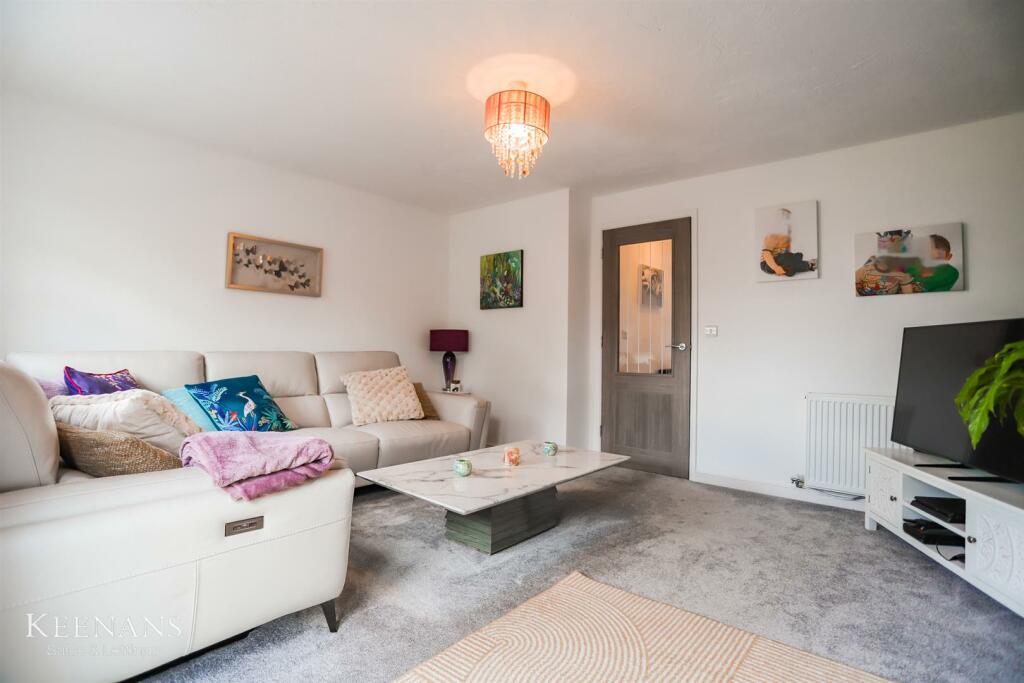 Additional property image - Whitpark Grove, Ightenhill