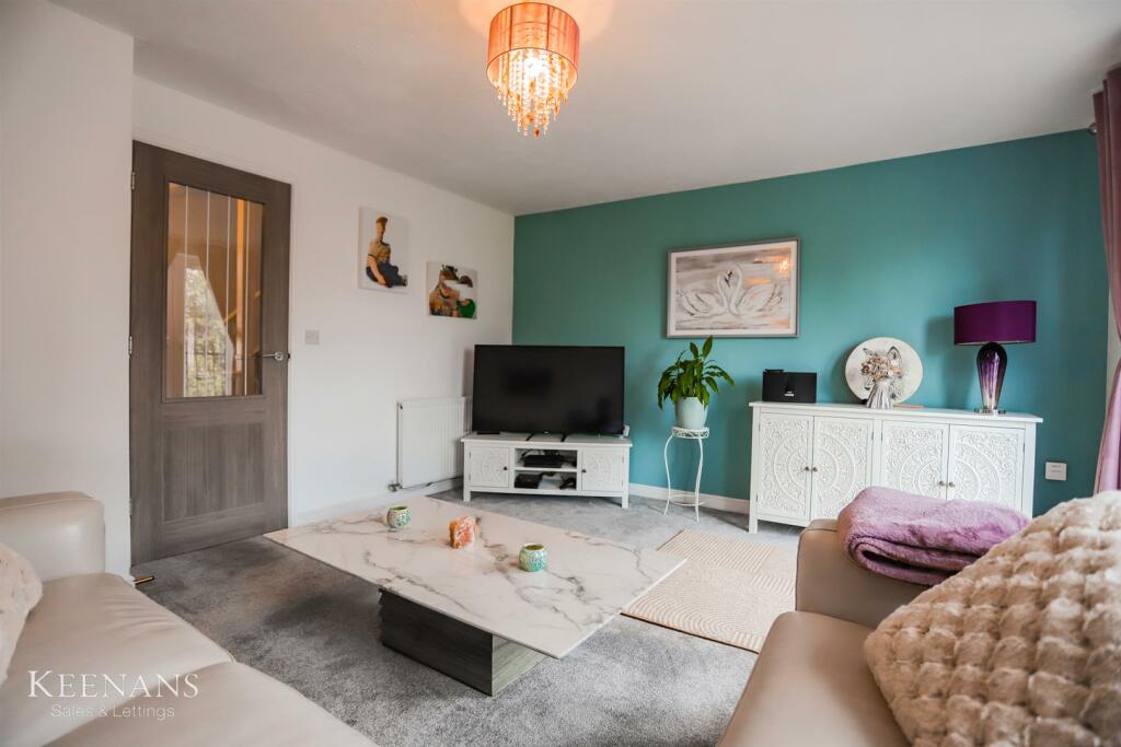Additional property image - Whitpark Grove, Ightenhill
