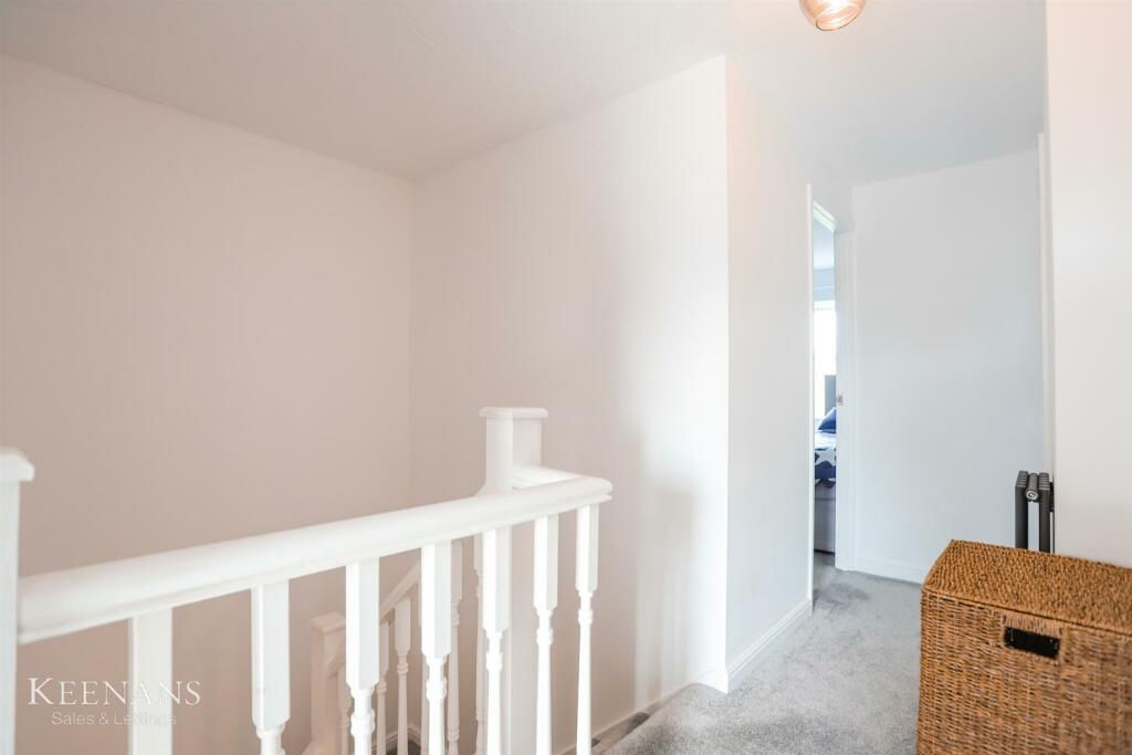 Additional property image - Whitpark Grove, Ightenhill