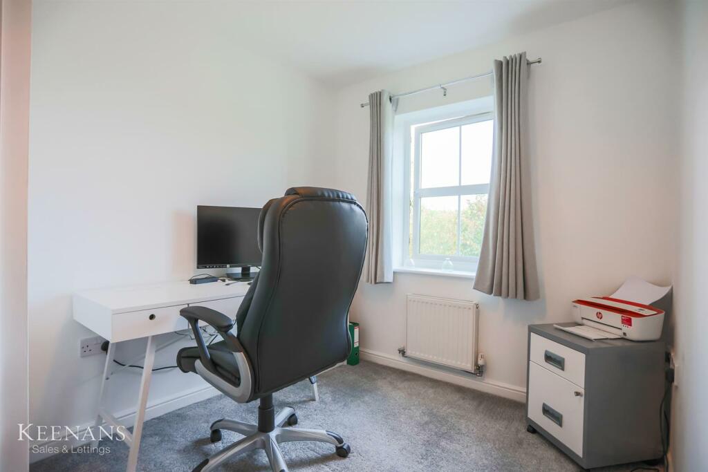 Additional property image - Whitpark Grove, Ightenhill