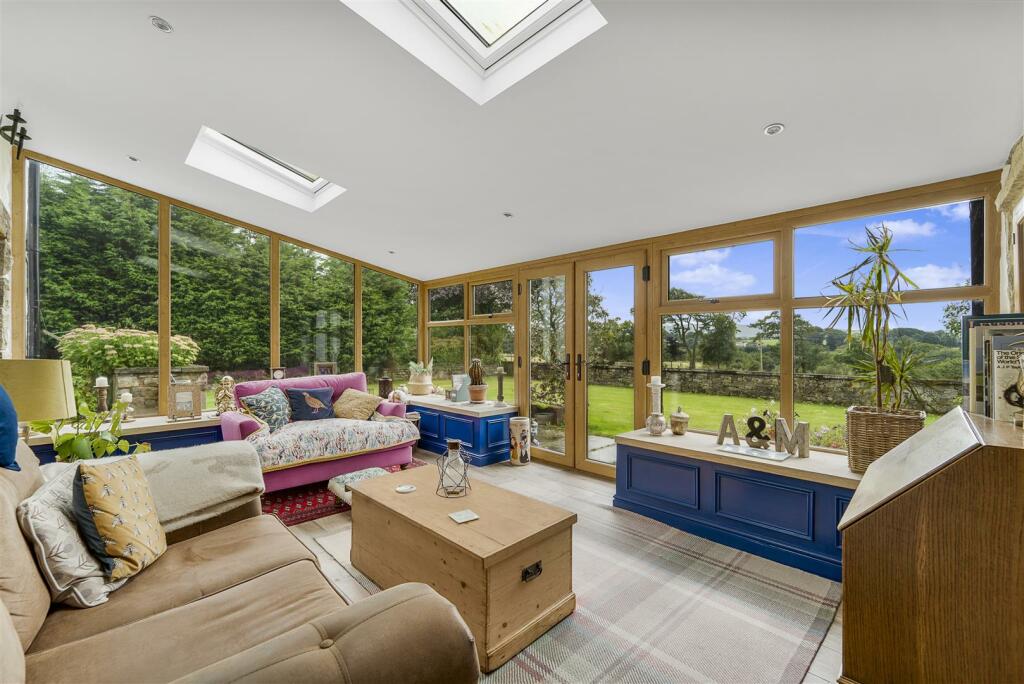Additional property image - Brown Hill Lane, Colne