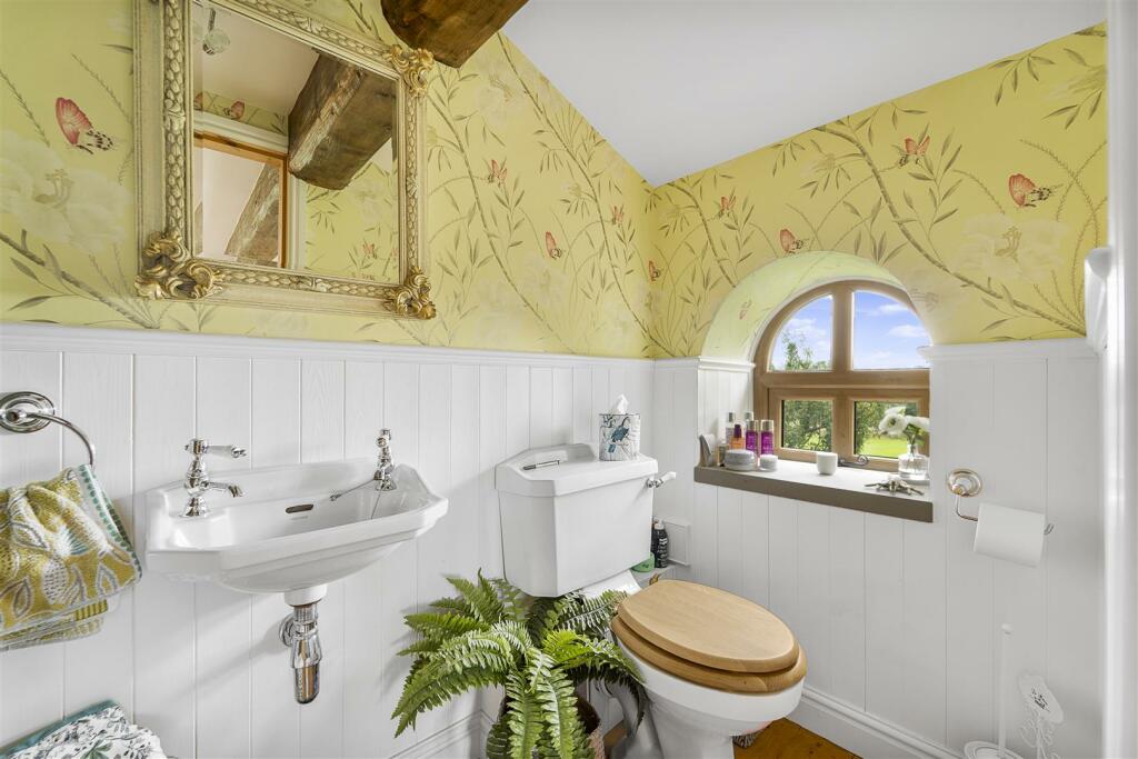 Additional property image - Brown Hill Lane, Colne