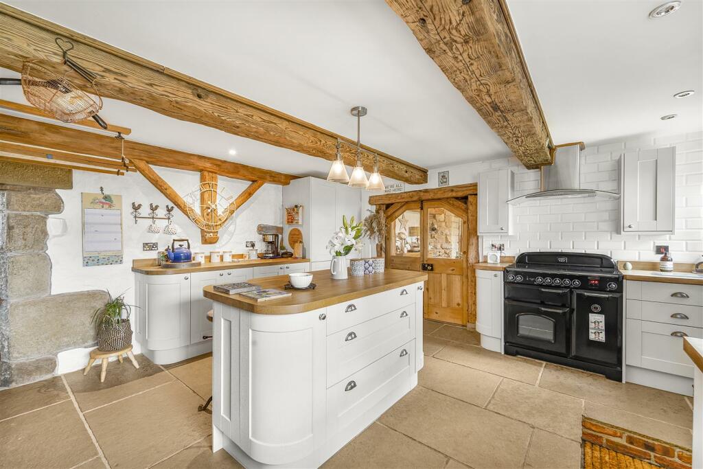 Additional property image - Brown Hill Lane, Colne