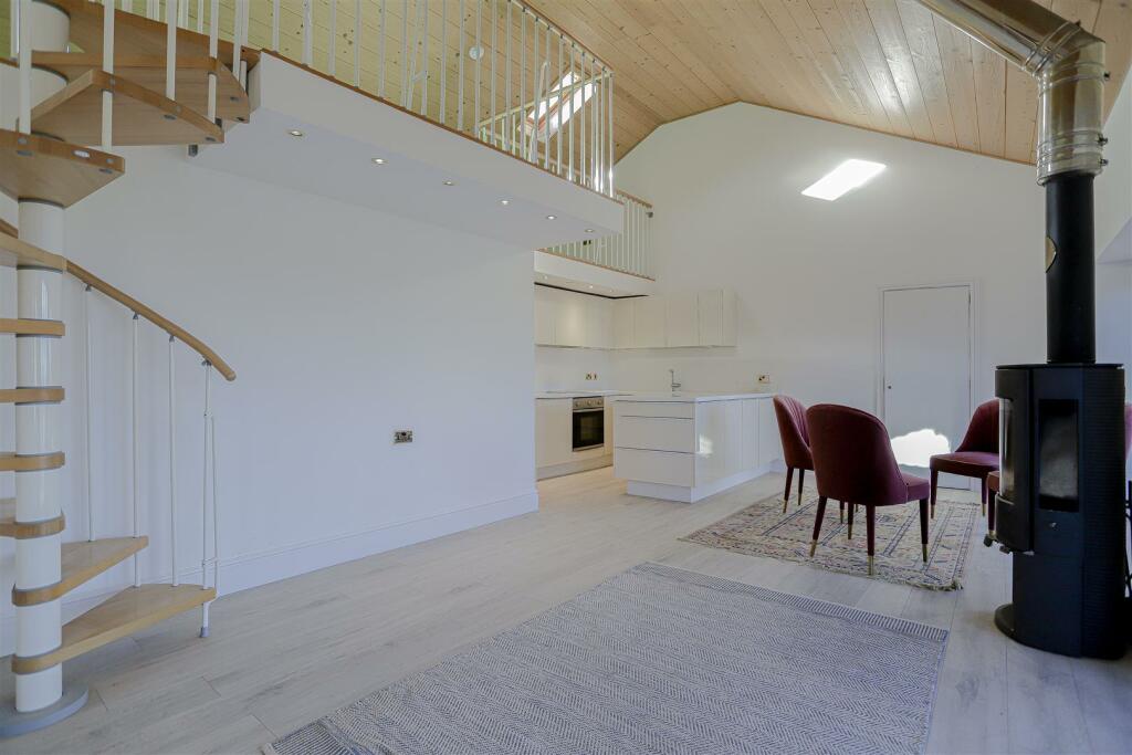 Additional property image - Glen View Road, Burnley