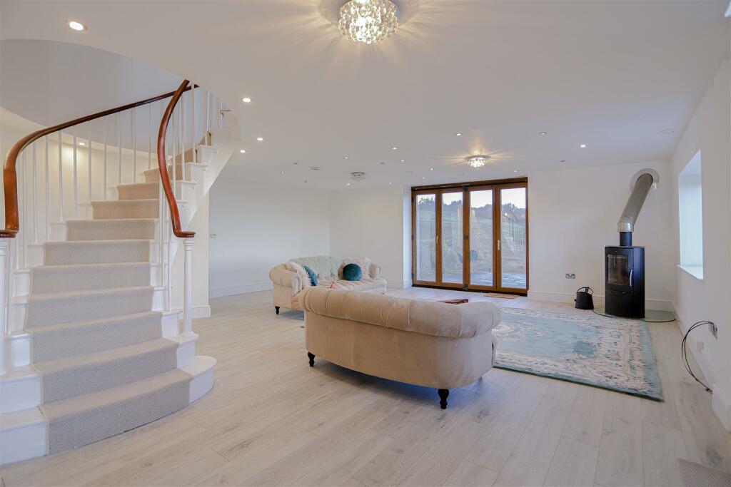 Additional property image - Glen View Road, Burnley