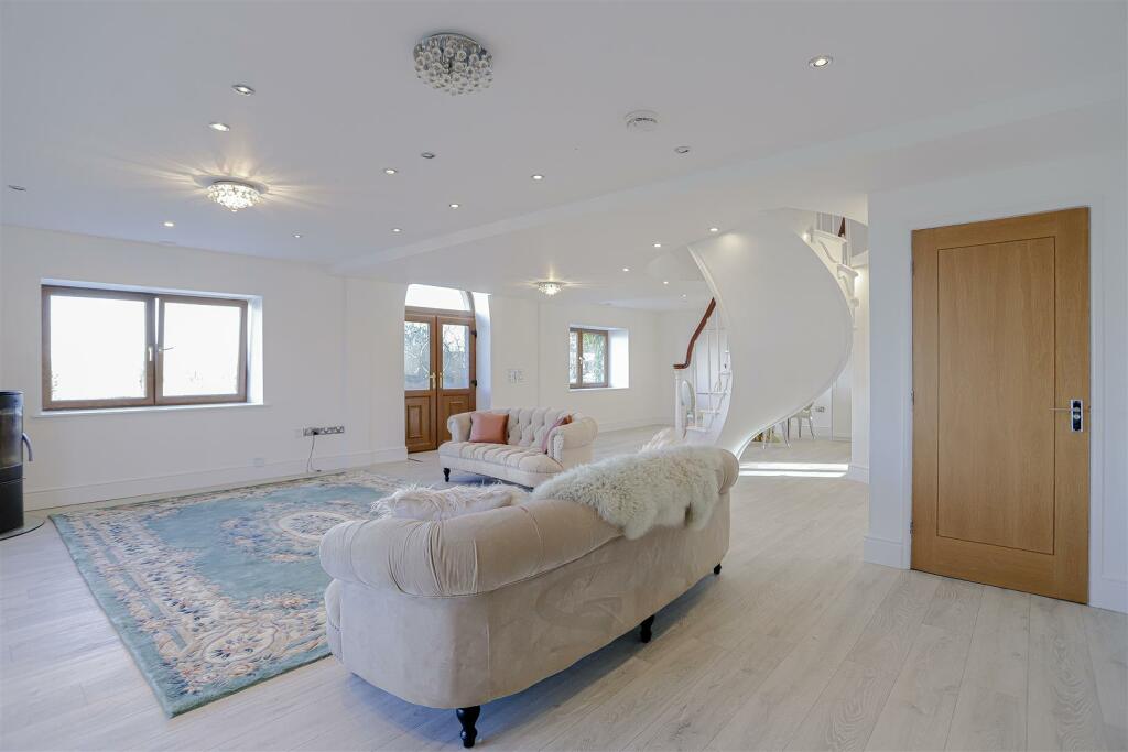 Additional property image - Glen View Road, Burnley