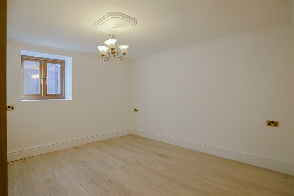 Additional property image - Glen View Road, Burnley