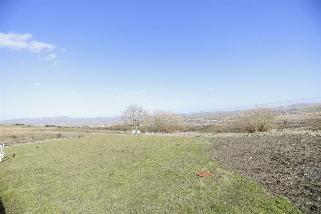 Additional property image - Glen View Road, Burnley