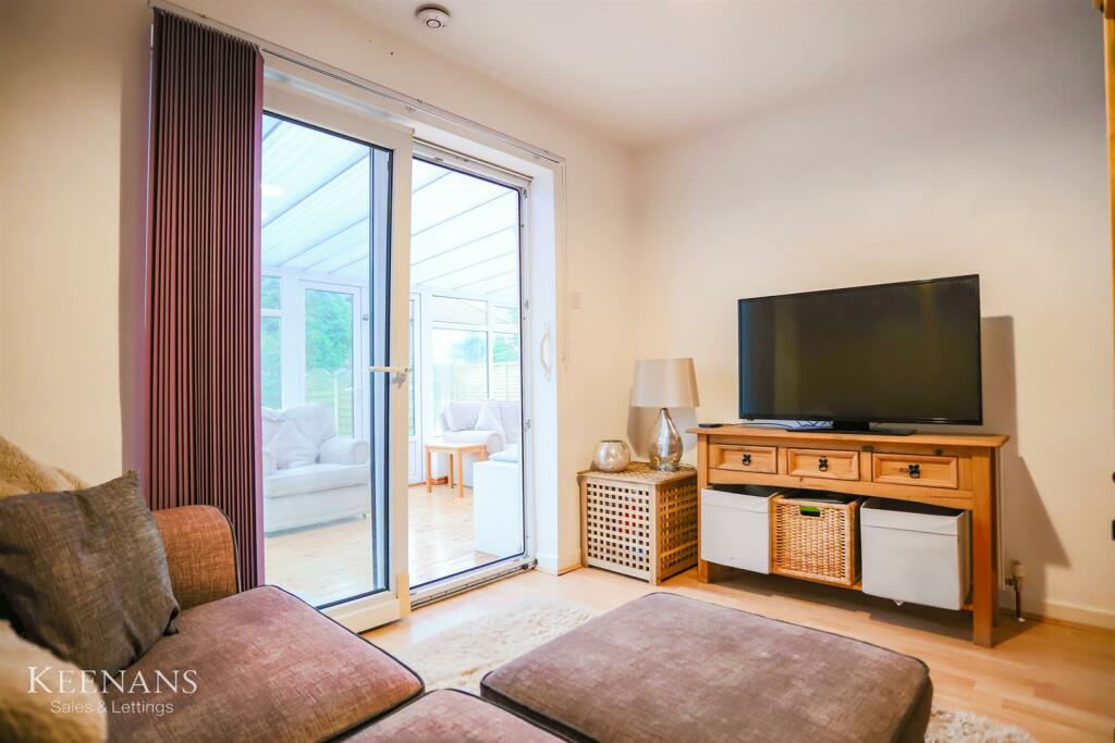 Additional property image - Oakeneaves Avenue, Burnley