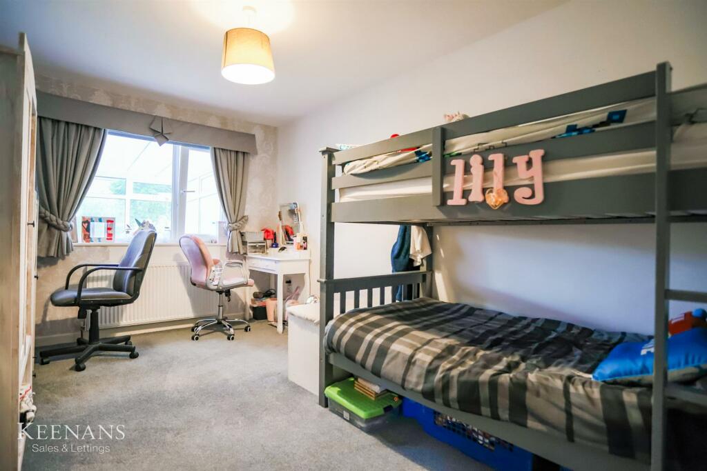 Additional property image - Oakeneaves Avenue, Burnley