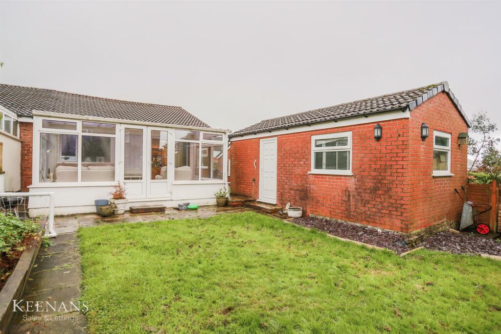 Additional property image - Oakeneaves Avenue, Burnley