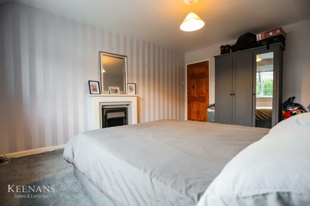 Additional property image - Oakeneaves Avenue, Burnley