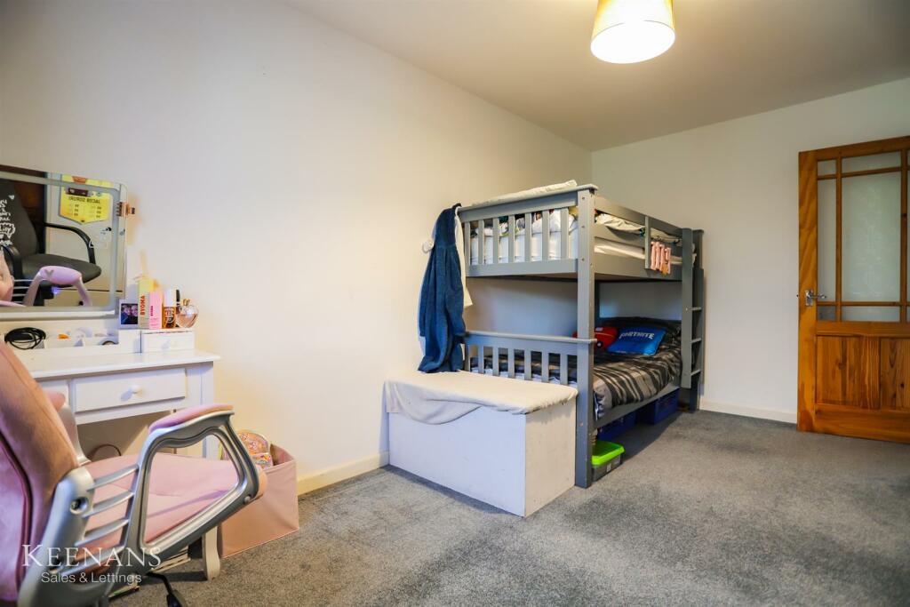 Additional property image - Oakeneaves Avenue, Burnley