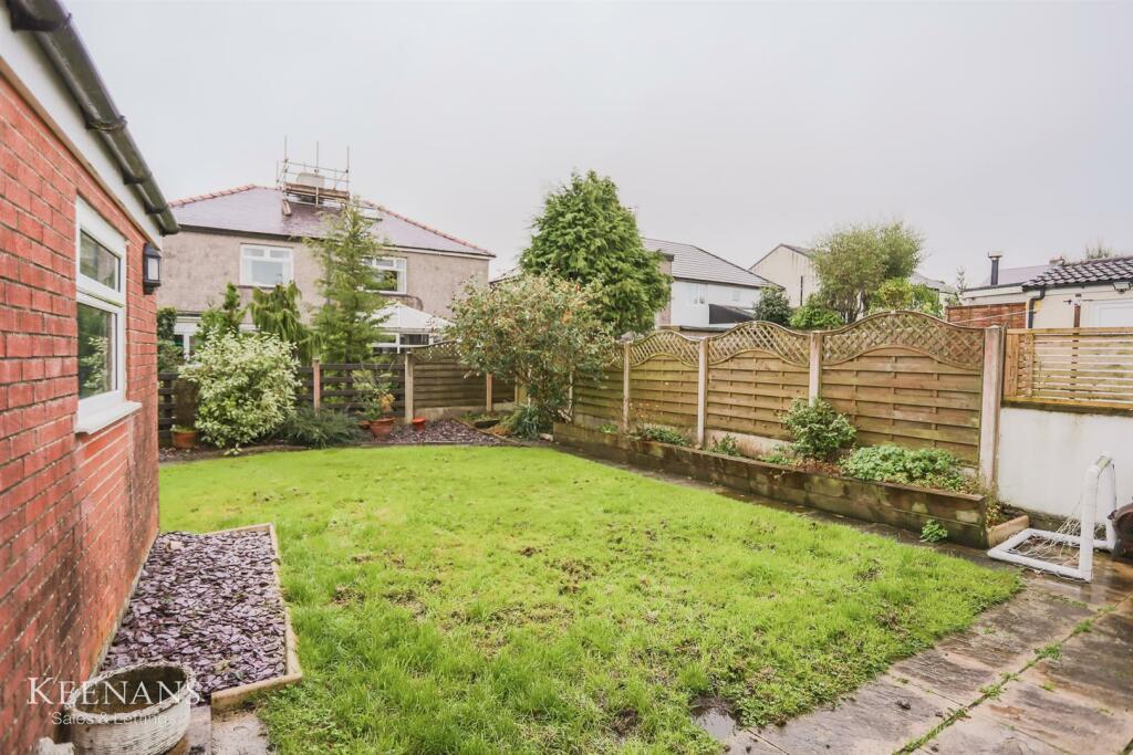 Additional property image - Oakeneaves Avenue, Burnley