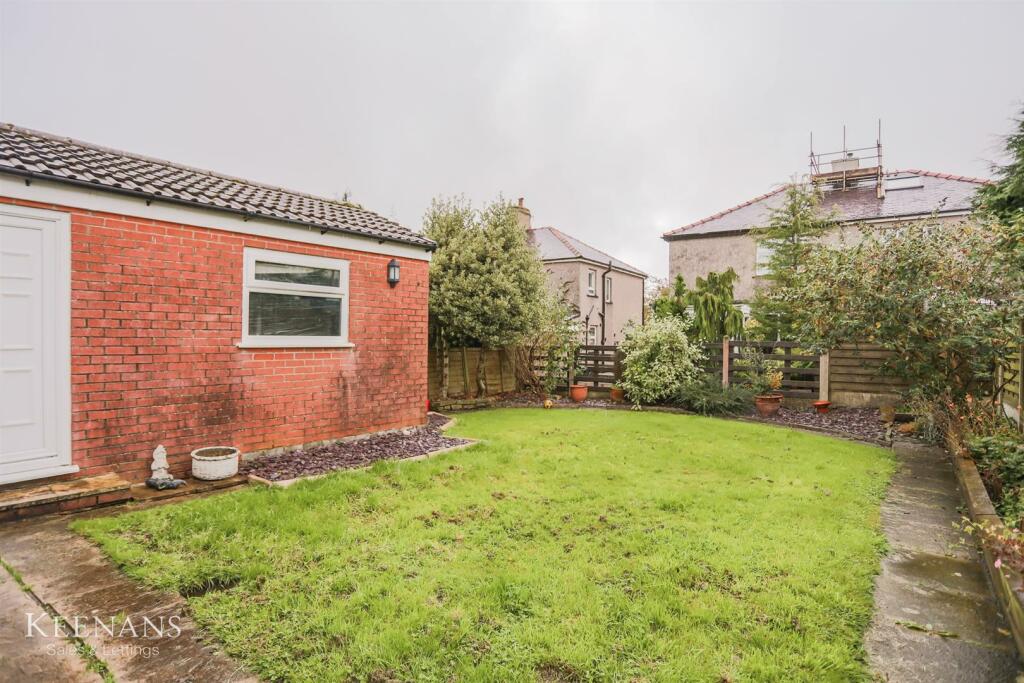 Additional property image - Oakeneaves Avenue, Burnley