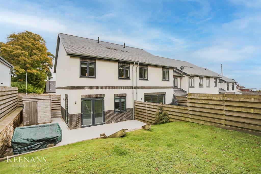 Additional property image - Harpers Lane, Fence, Burnley