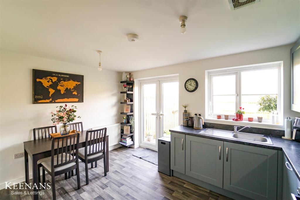 Additional property image - Park Gate Close