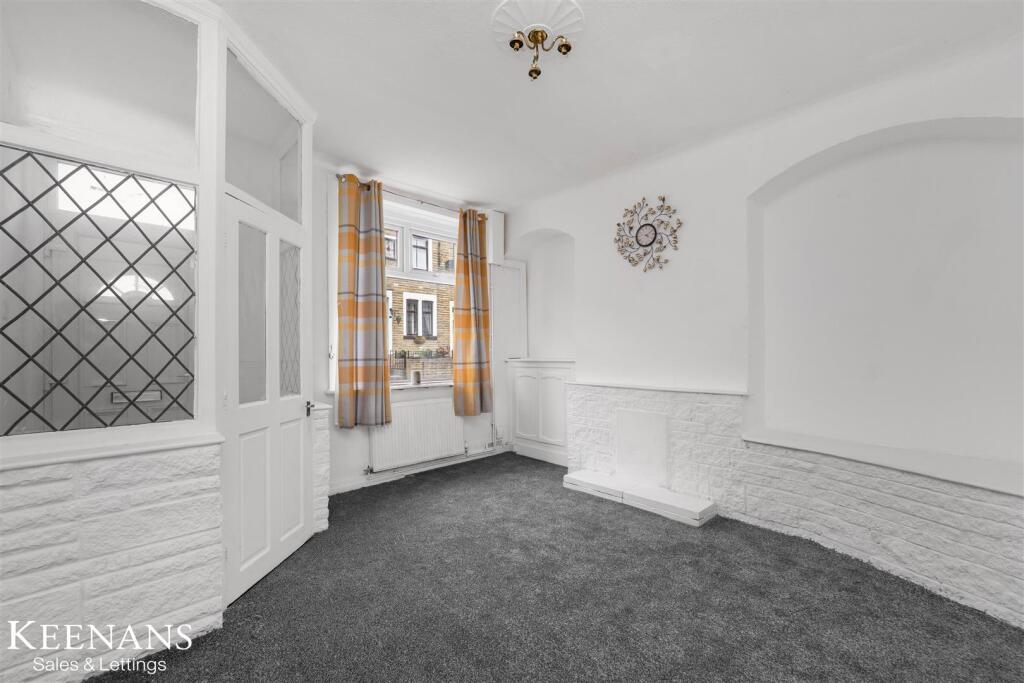 3 bedroom terraced house