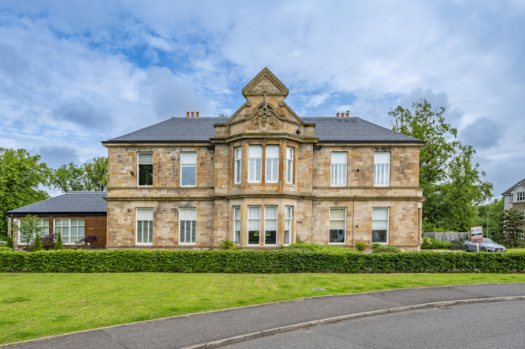 Main image of property: 0/2 10 Rutherford Drive, Lenzie, G66