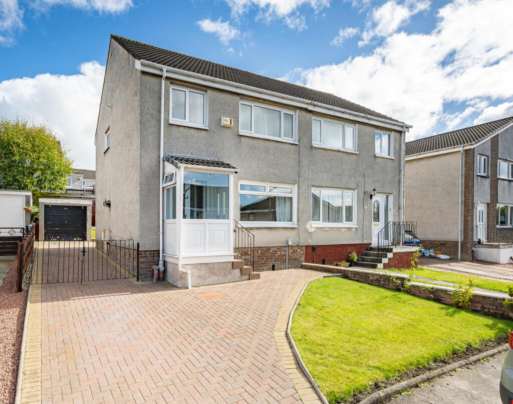 Main image of property: 72 Laxton Drive, Lenzie, G66