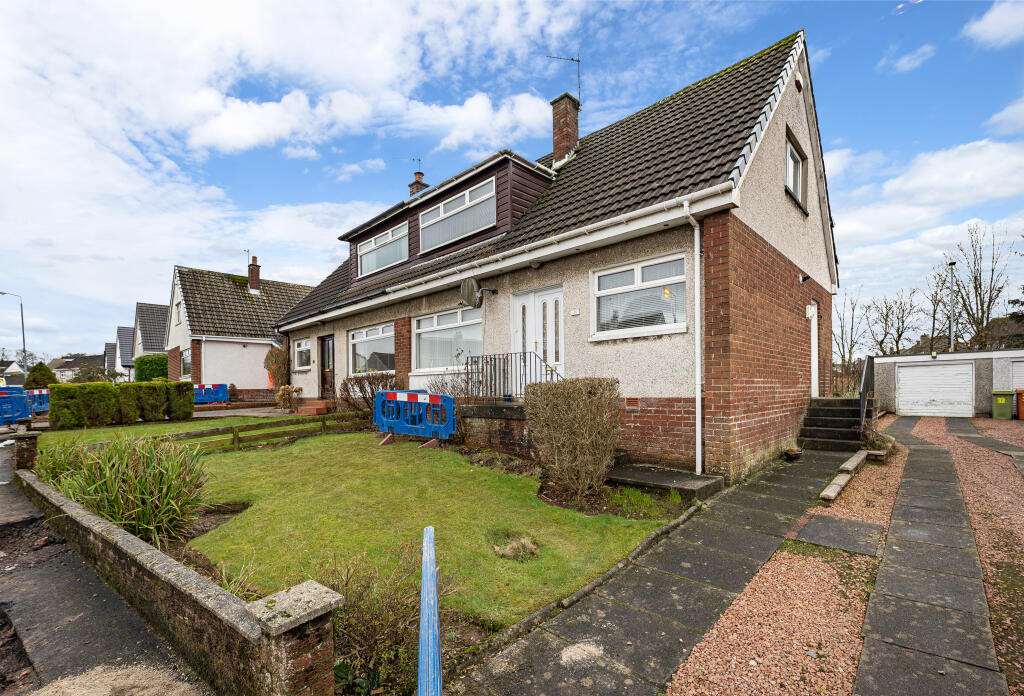 Main image of property: 31 Buchanan Drive, Lenzie, Glasgow, G66