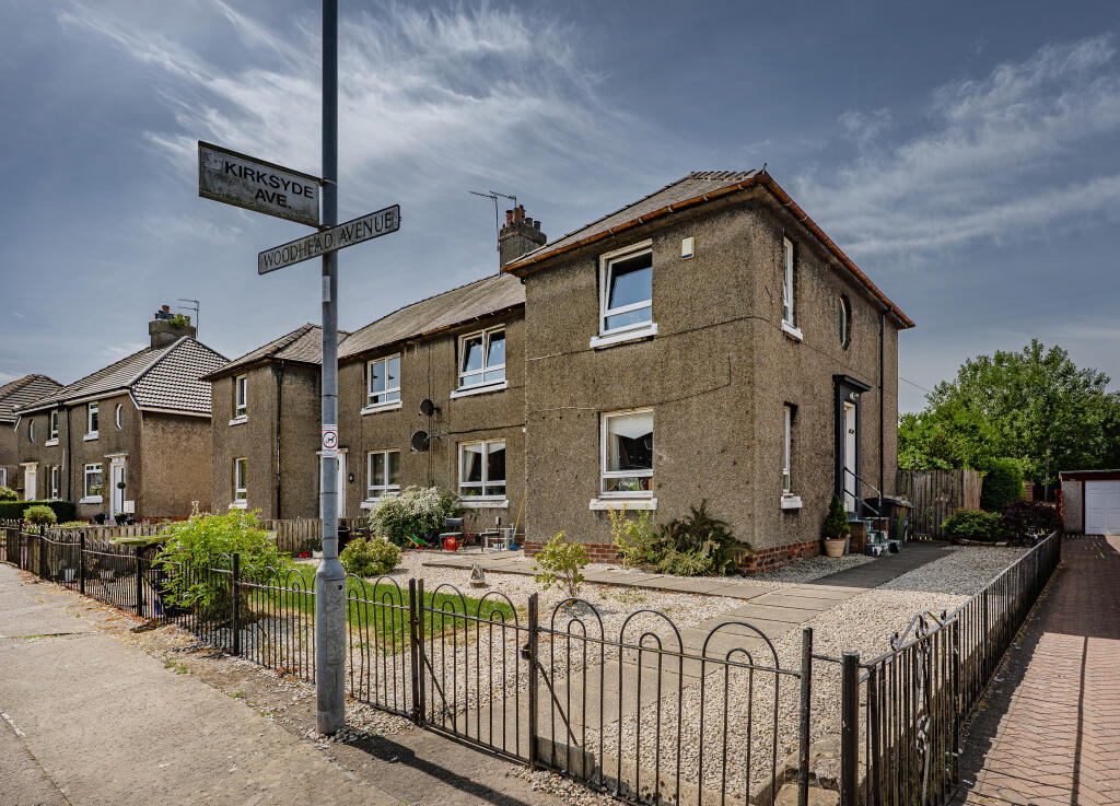 Main image of property: 54 Woodhead Avenue, Kirkintilloch, G66