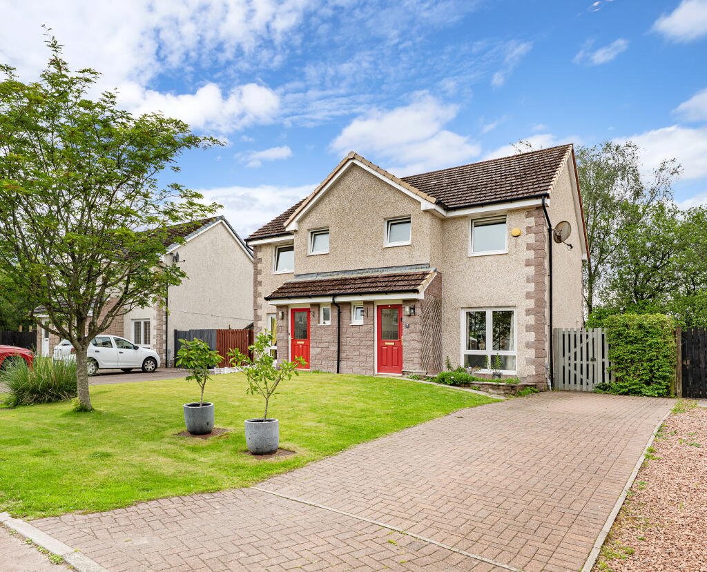 Main image of property: 7 Ivy Leaf Place, Lennoxtown, Glasgow, G66