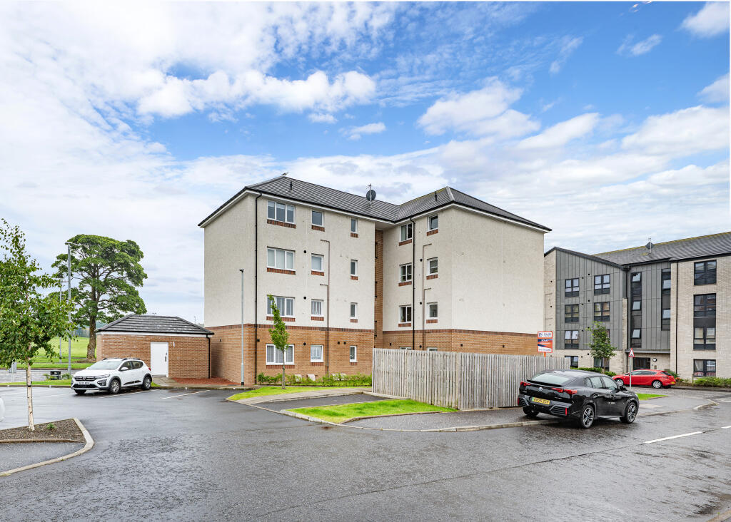 Main image of property: Flat 1/1, 2 Gresham Drive, Kirkintilloch, Glasgow, G66