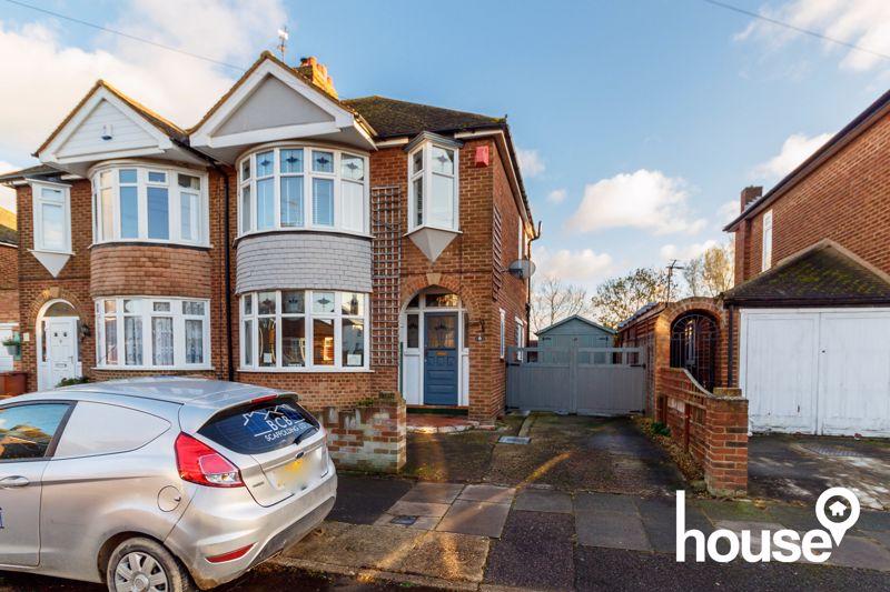 3 bedroom semidetached house for sale in Park Road, Sheerness, ME12