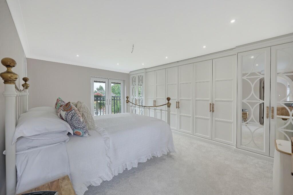 Additional property image - Billericay Road, Herongate, Brentwood, Essex, CM13