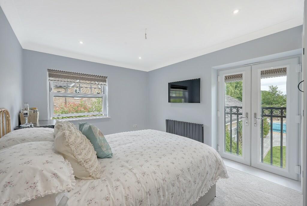 Additional property image - Billericay Road, Herongate, Brentwood, Essex, CM13