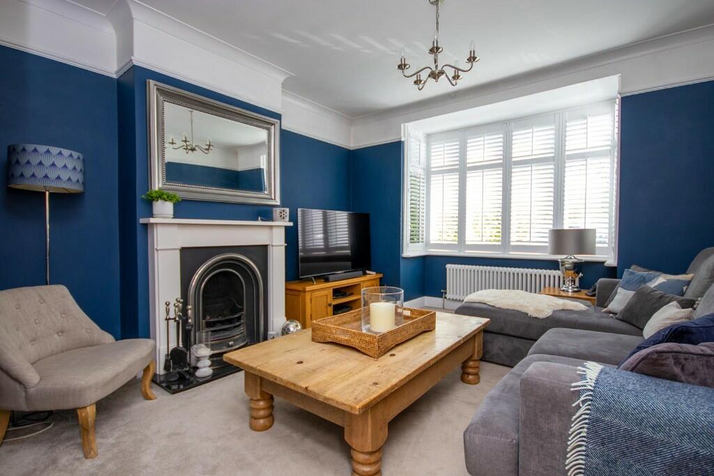 Additional property image - Rayleigh Road, Hutton, Brentwood, Essex, CM13