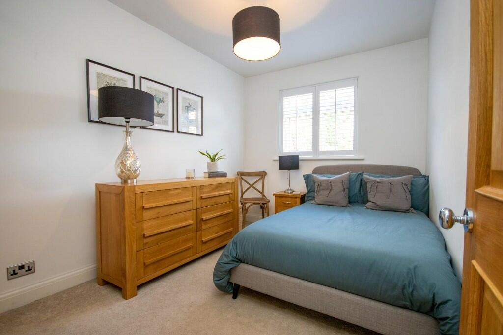 Additional property image - Rayleigh Road, Hutton, Brentwood, Essex, CM13